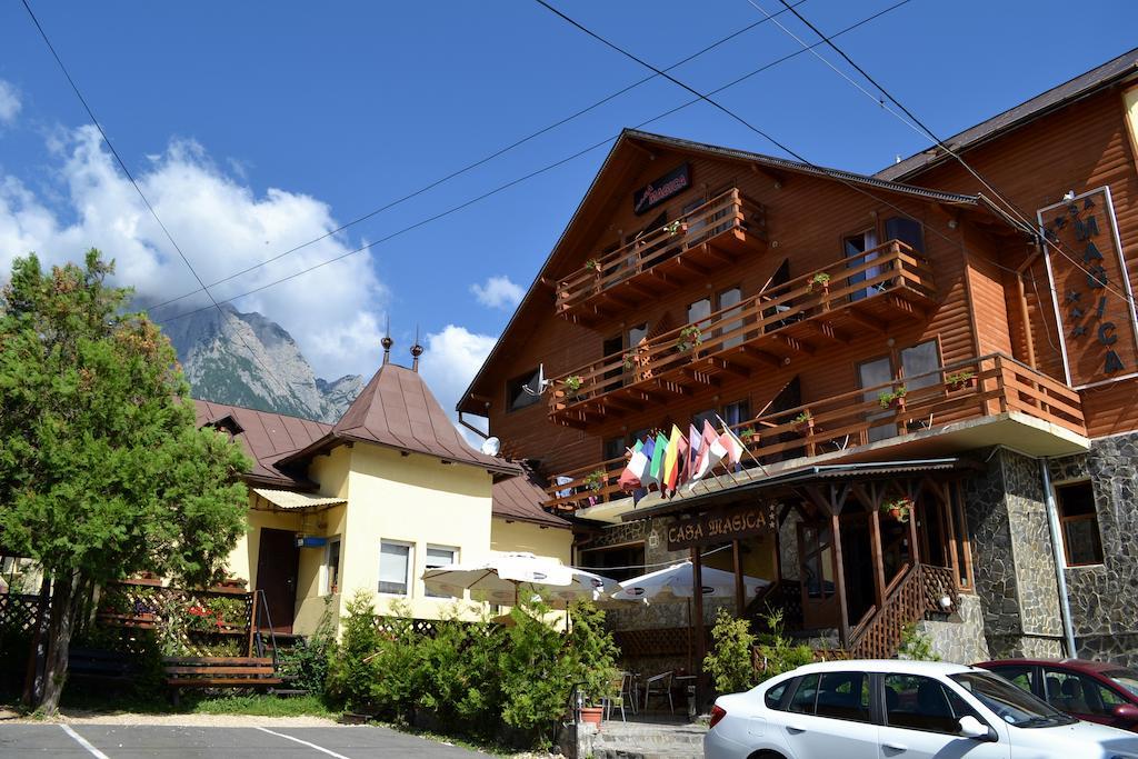 Casa Magica Busteni Exterior photo